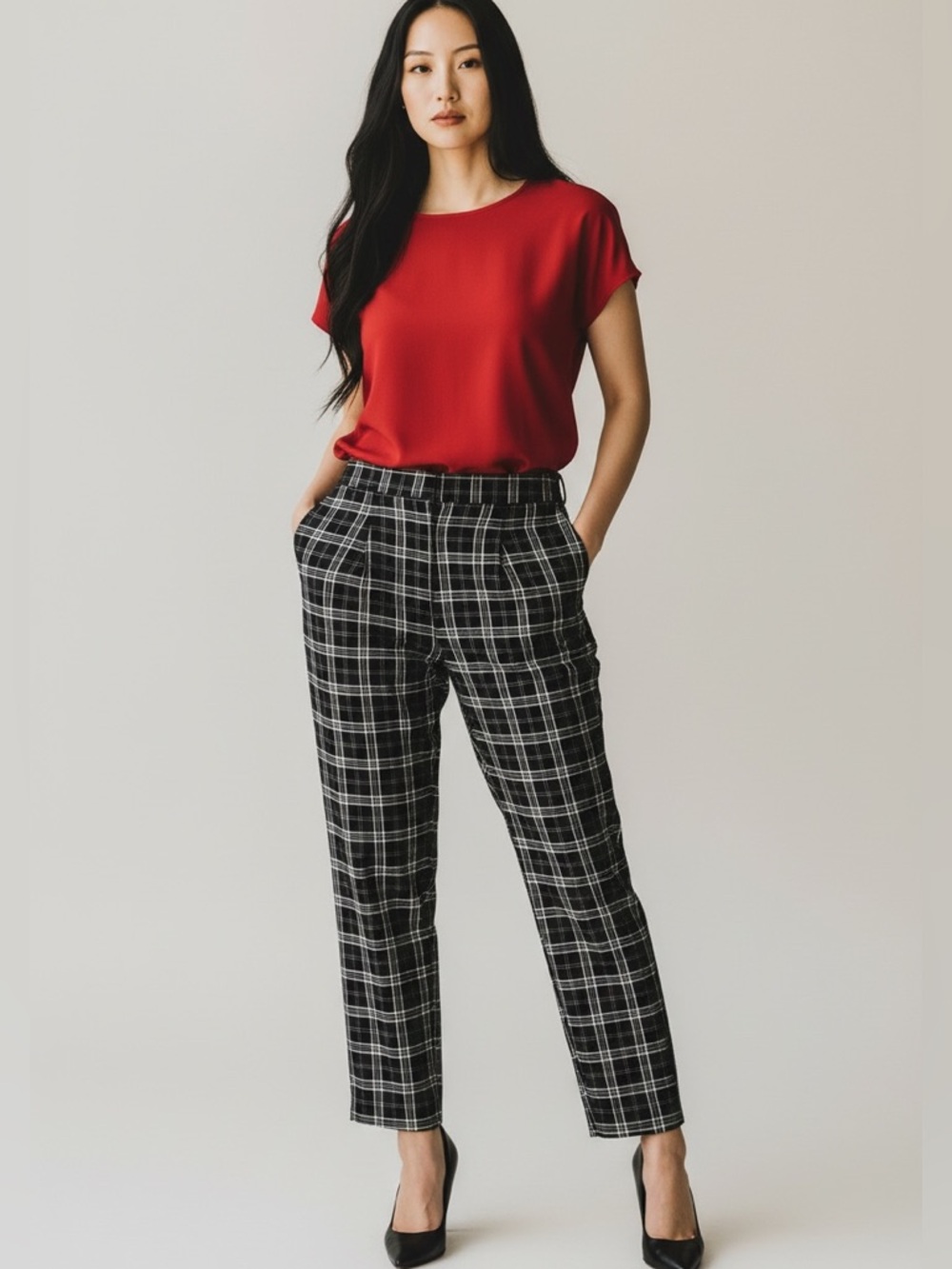 Vince Camuto Black Plaid Pleated Pants 12